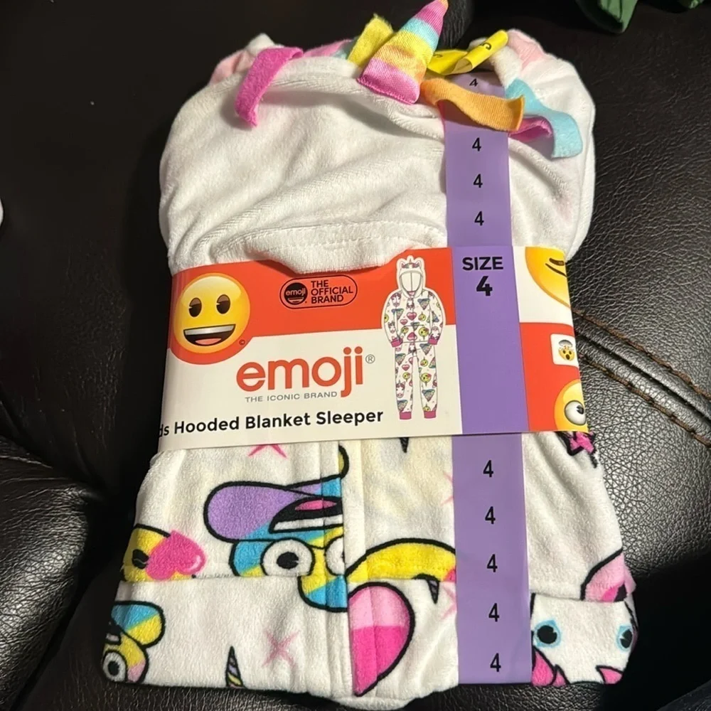 Emoji Kids' Hooded Pajamas Size 4 Blanket Sleeper one piece